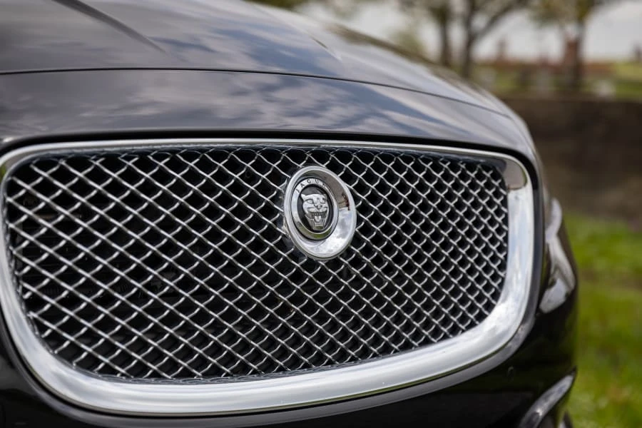2011 Jaguar X351 XJ - Image 7 of 21