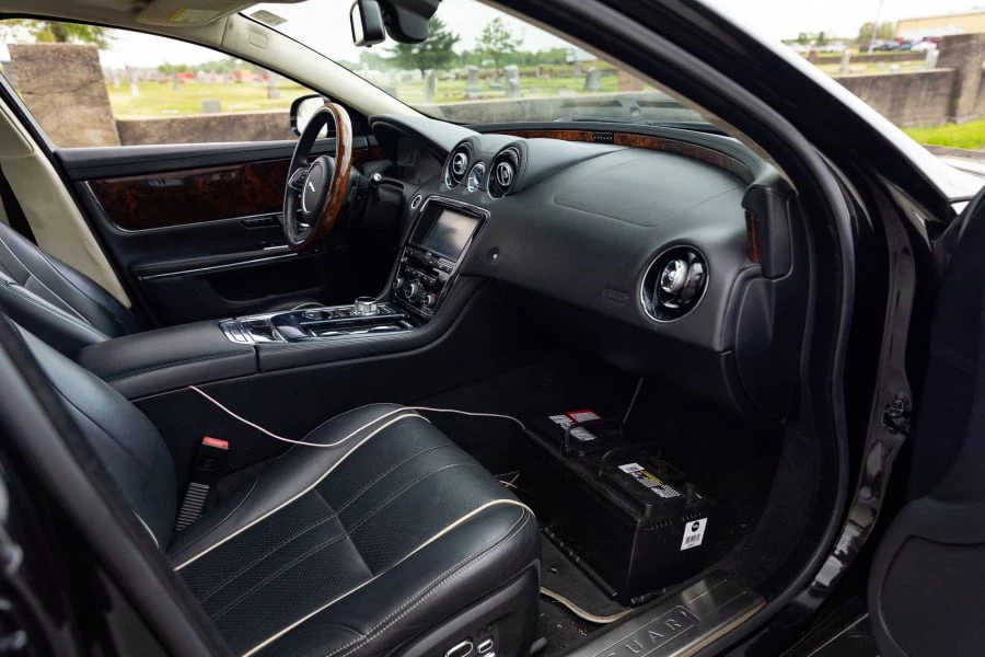 2011 Jaguar X351 XJ - Image 13 of 21