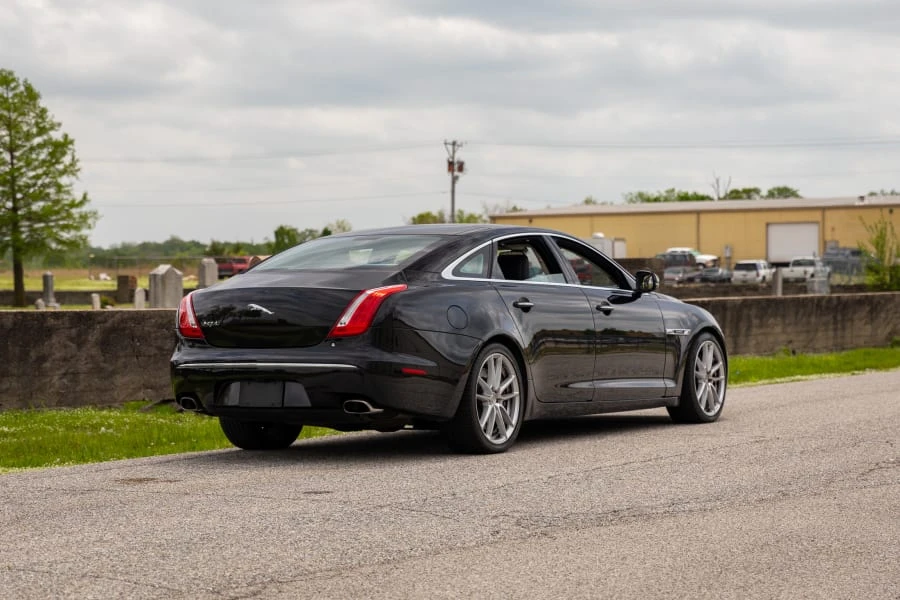 2011 Jaguar X351 XJ - Image 3 of 21