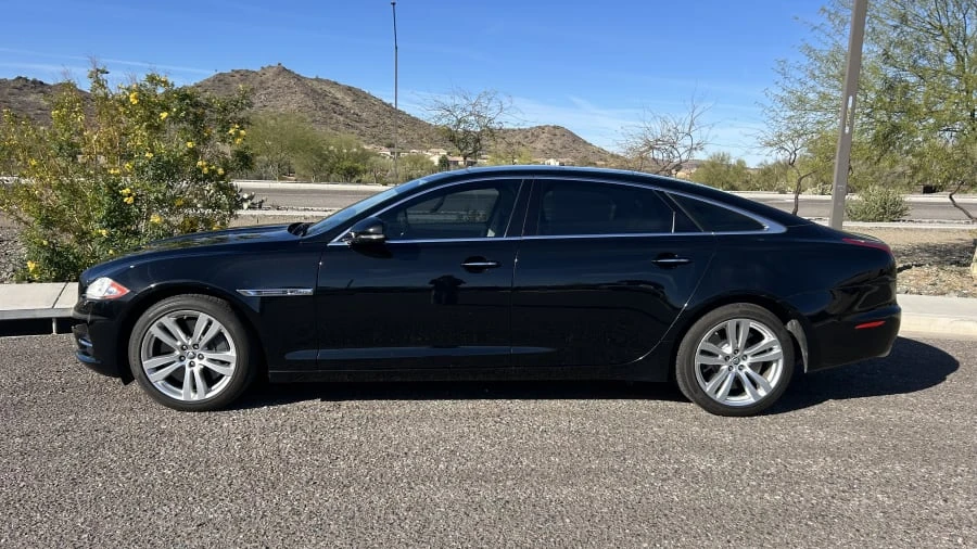 2011 Jaguar X351 XJ - Image 2 of 10