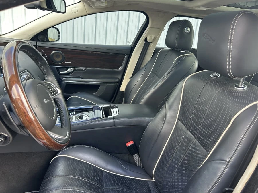 2011 Jaguar X351 XJ - Image 4 of 11