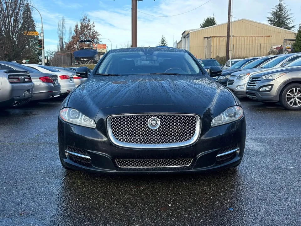 2011 Jaguar X351 XJ - Image 8 of 12