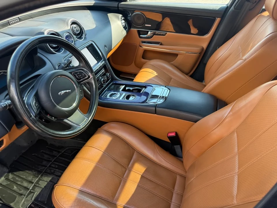 2011 Jaguar X351 XJ - Image 8 of 15