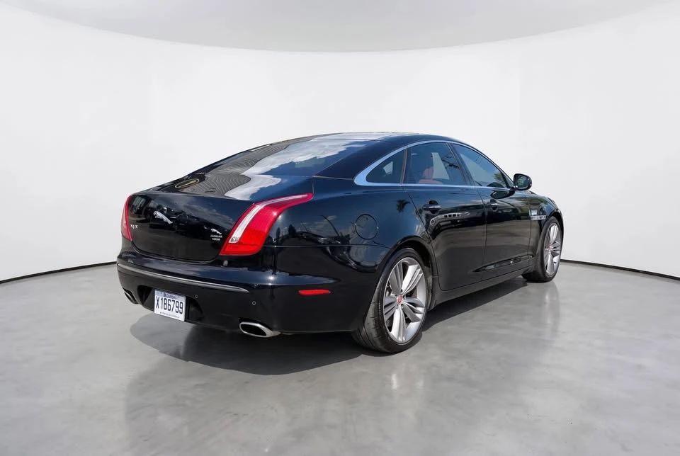 2011 Jaguar X351 XJ - Image 4 of 15