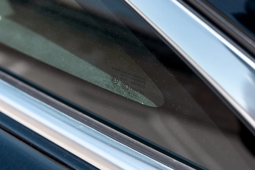 2011 Jaguar X351 XJ - Image 28 of 31