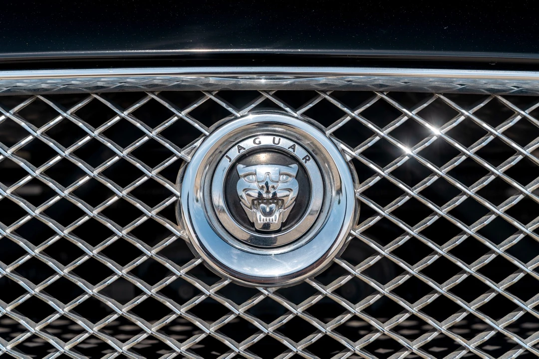 2011 Jaguar X351 XJ - Image 25 of 31