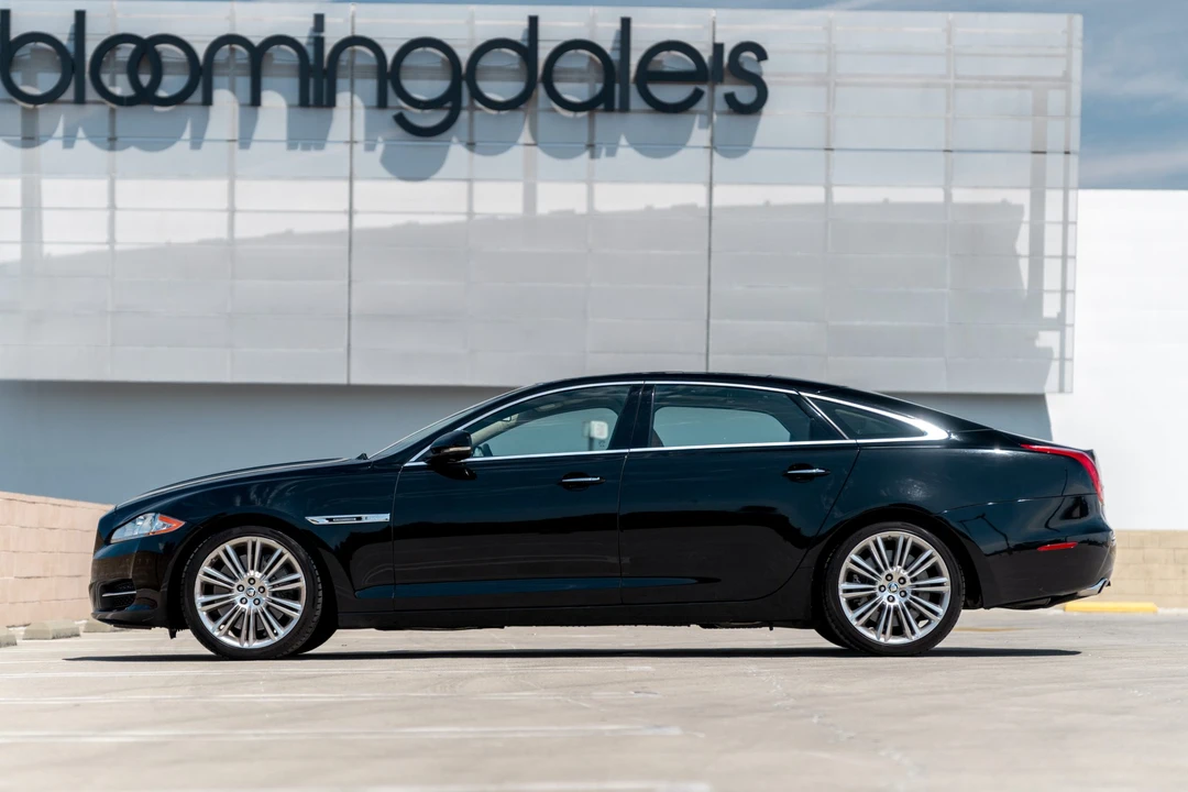 2011 Jaguar X351 XJ - Image 2 of 31