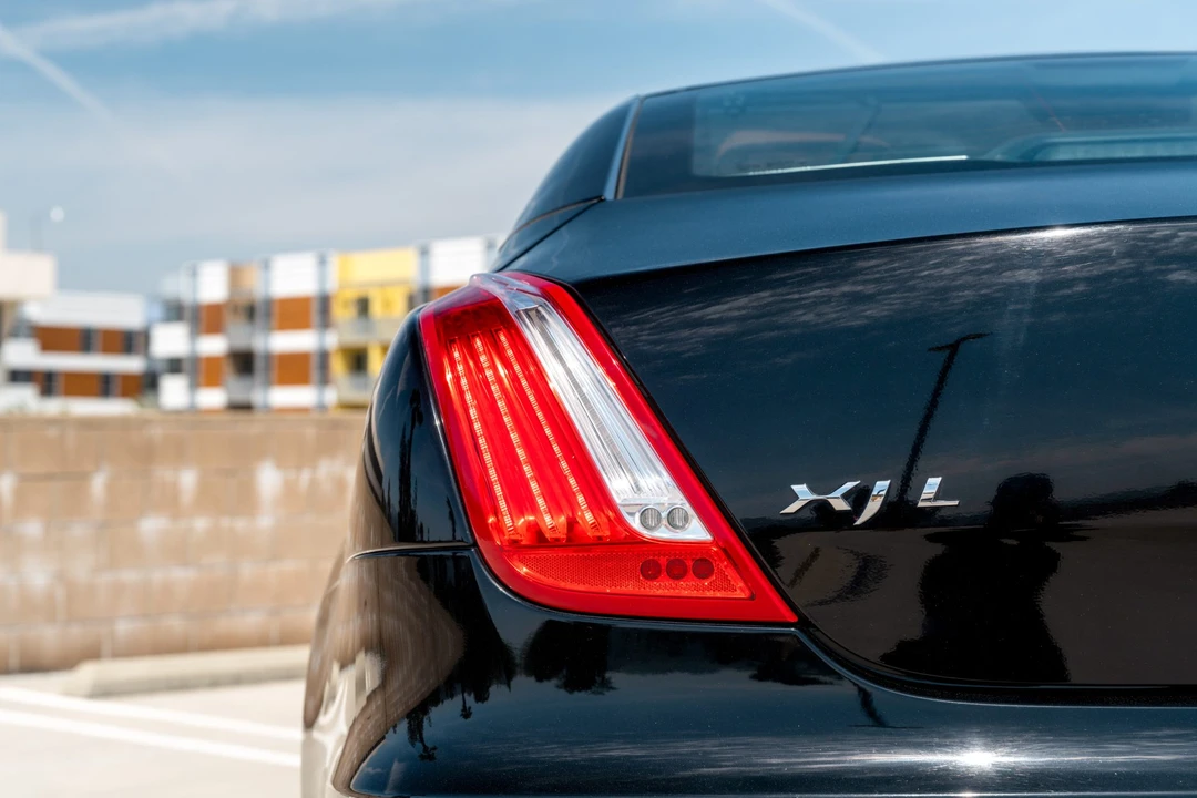 2011 Jaguar X351 XJ - Image 21 of 31
