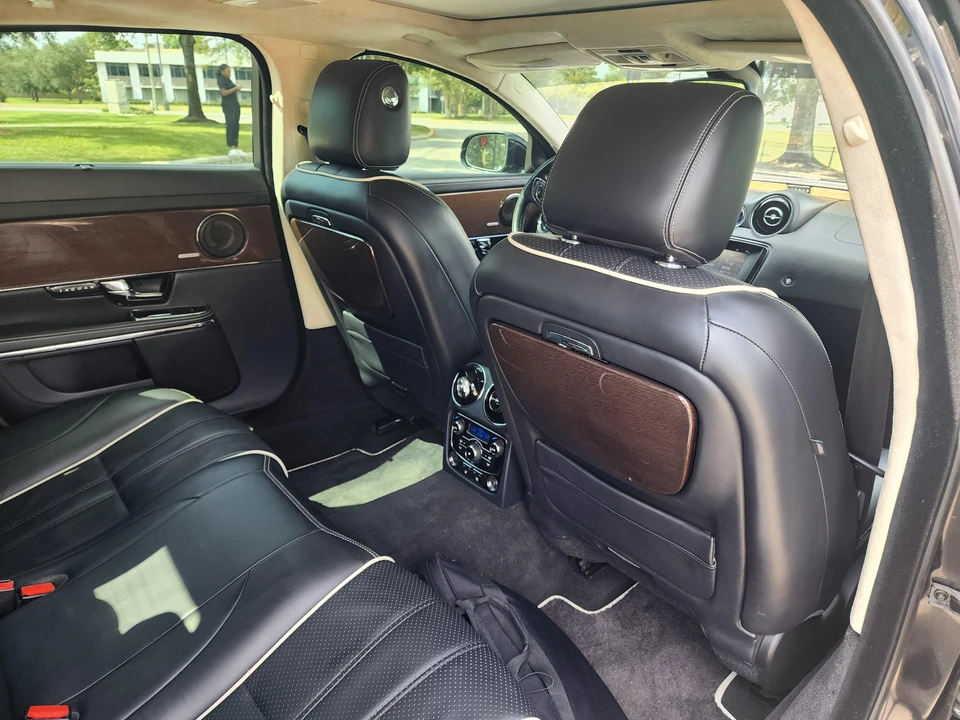 2011 Jaguar X351 XJ - Image 25 of 31