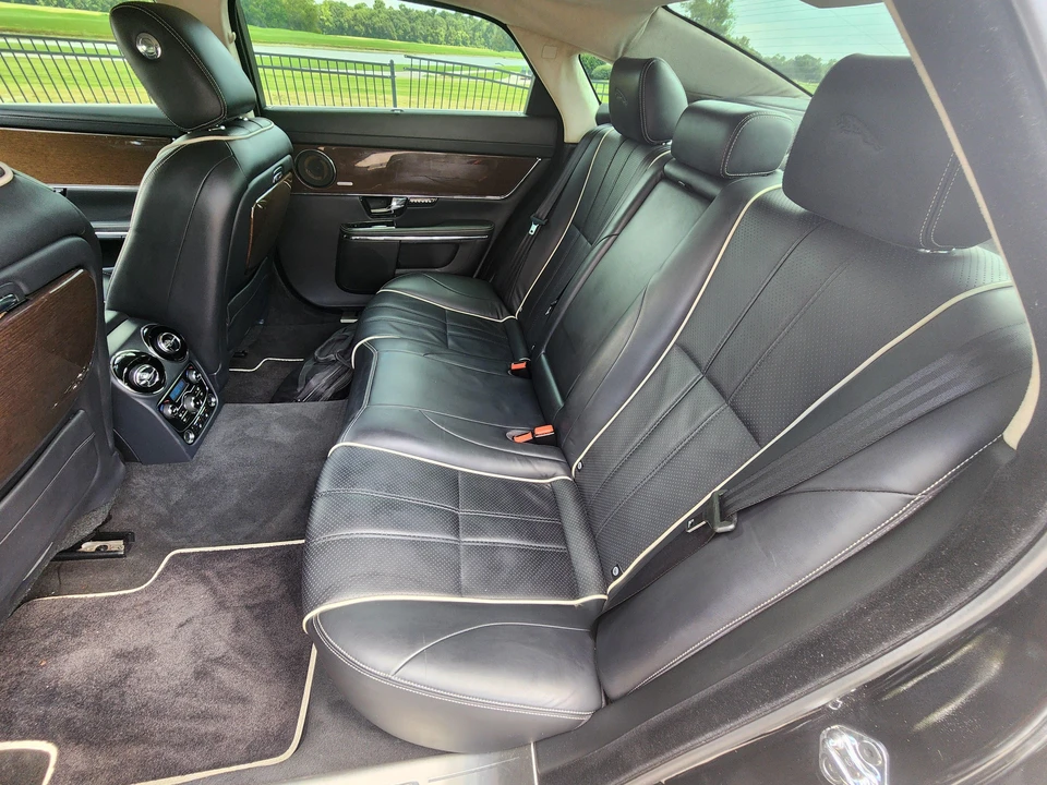 2011 Jaguar X351 XJ - Image 27 of 31