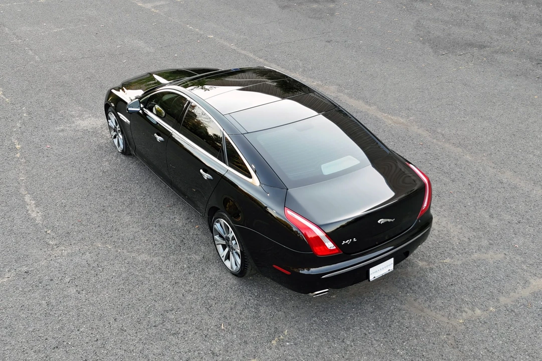 2011 Jaguar X351 XJ - Image 23 of 31