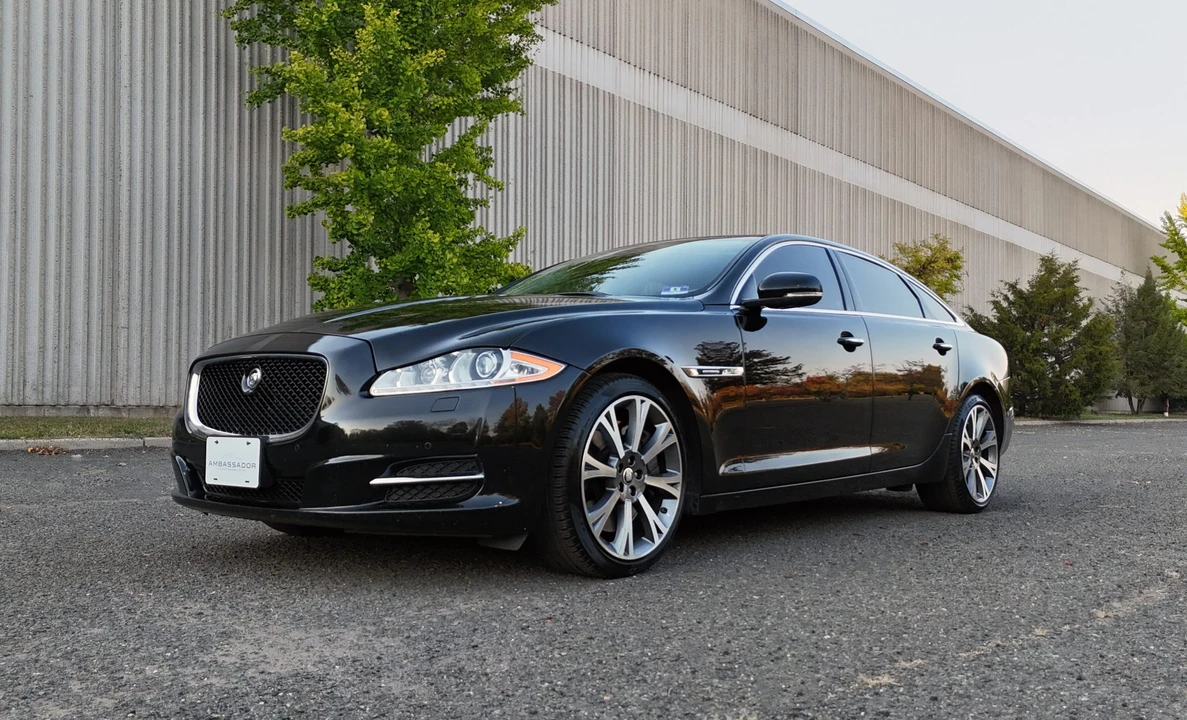 2011 Jaguar X351 XJ - Image 16 of 31
