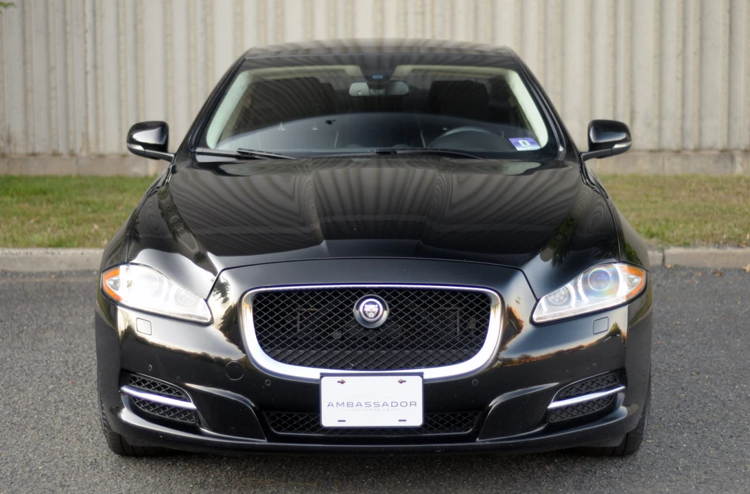 2011 Jaguar X351 XJ - Image 14 of 31