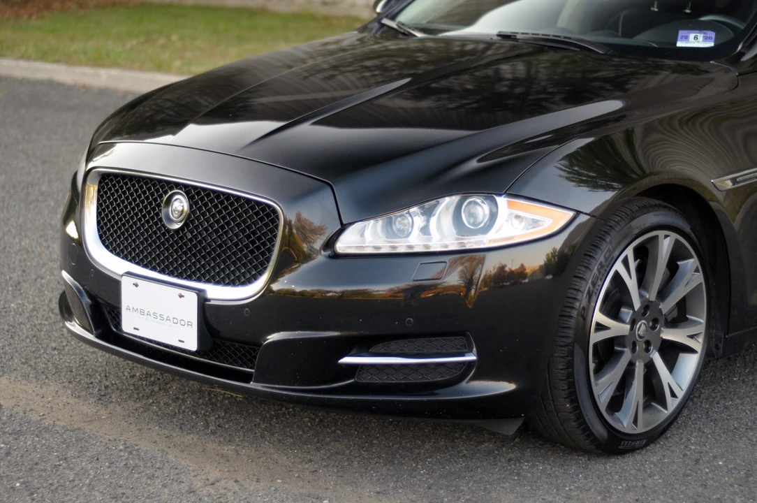 2011 Jaguar X351 XJ - Image 31 of 31