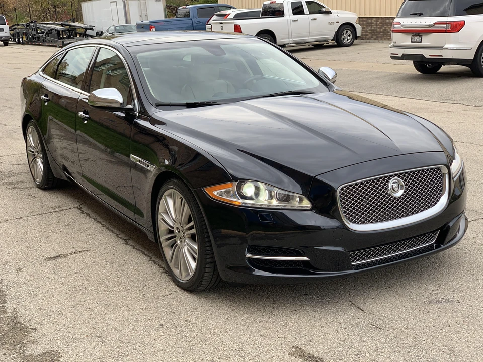 2011 Jaguar X351 XJ - Image 6 of 6