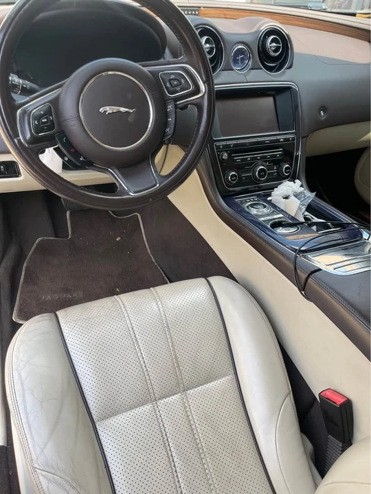 2011 Jaguar X351 XJ - Image 5 of 8