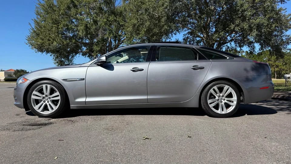 2011 Jaguar X351 XJ - Image 3 of 5