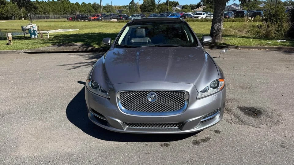 2011 Jaguar X351 XJ - Image 2 of 5