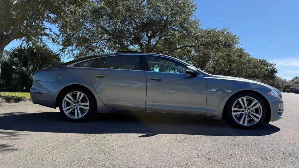 2011 Jaguar X351 XJ - Image 5 of 5
