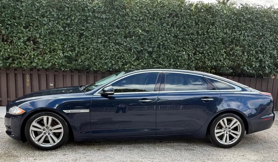 2011 Jaguar X351 XJ - Image 2 of 8