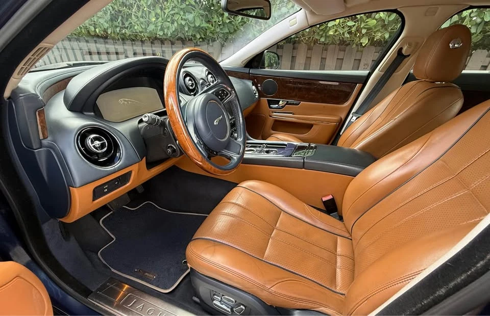 2011 Jaguar X351 XJ - Image 6 of 8