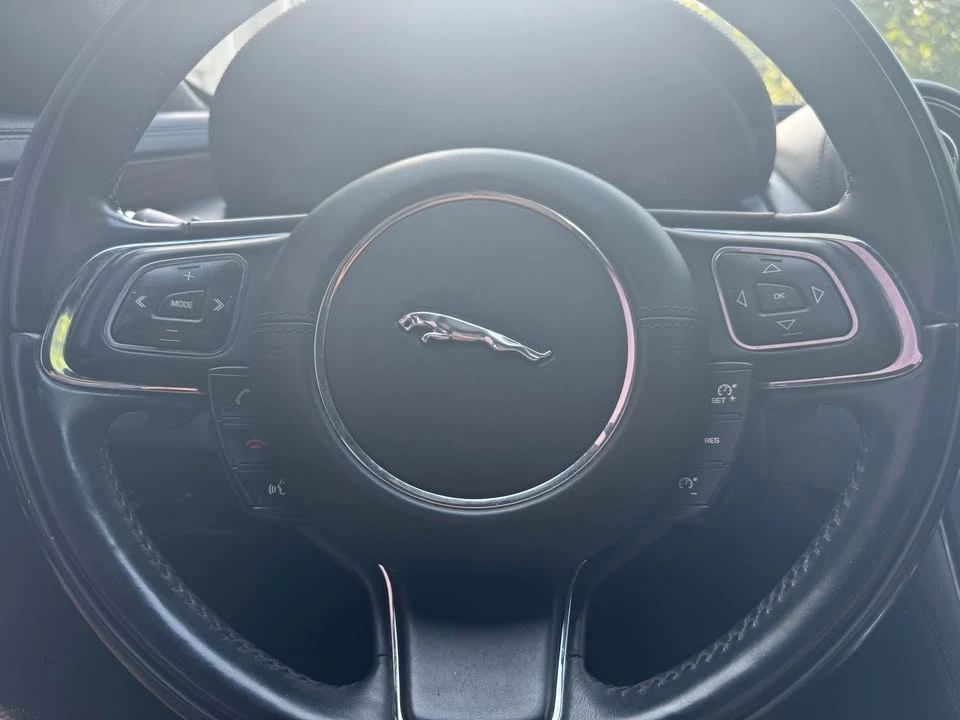 2011 Jaguar X351 XJ - Image 11 of 12