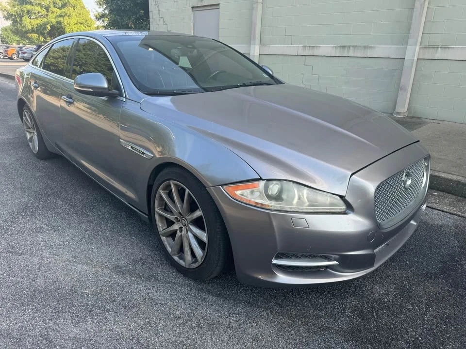2011 Jaguar X351 XJ - Image 2 of 12