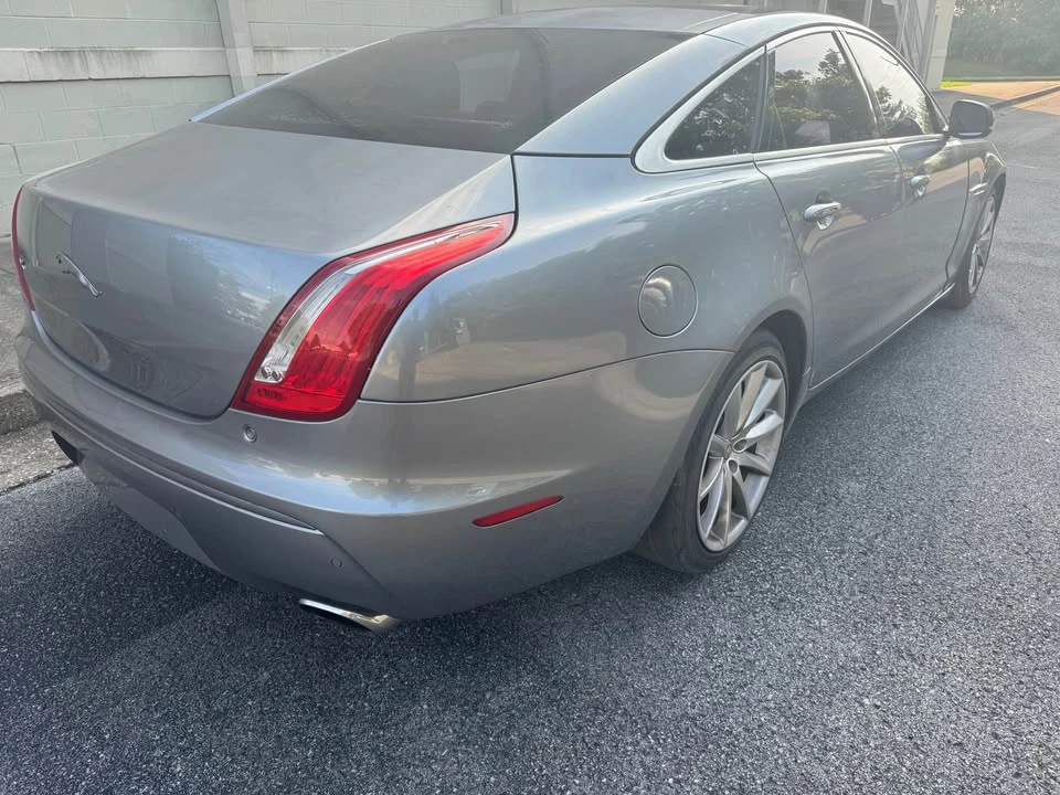 2011 Jaguar X351 XJ - Image 6 of 12