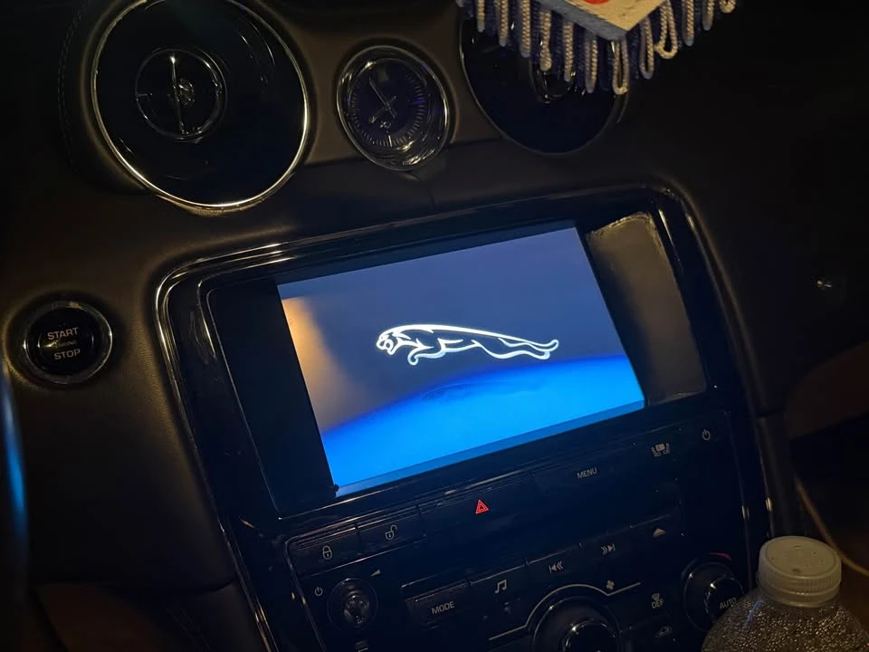 2011 Jaguar X351 XJ - Image 9 of 9