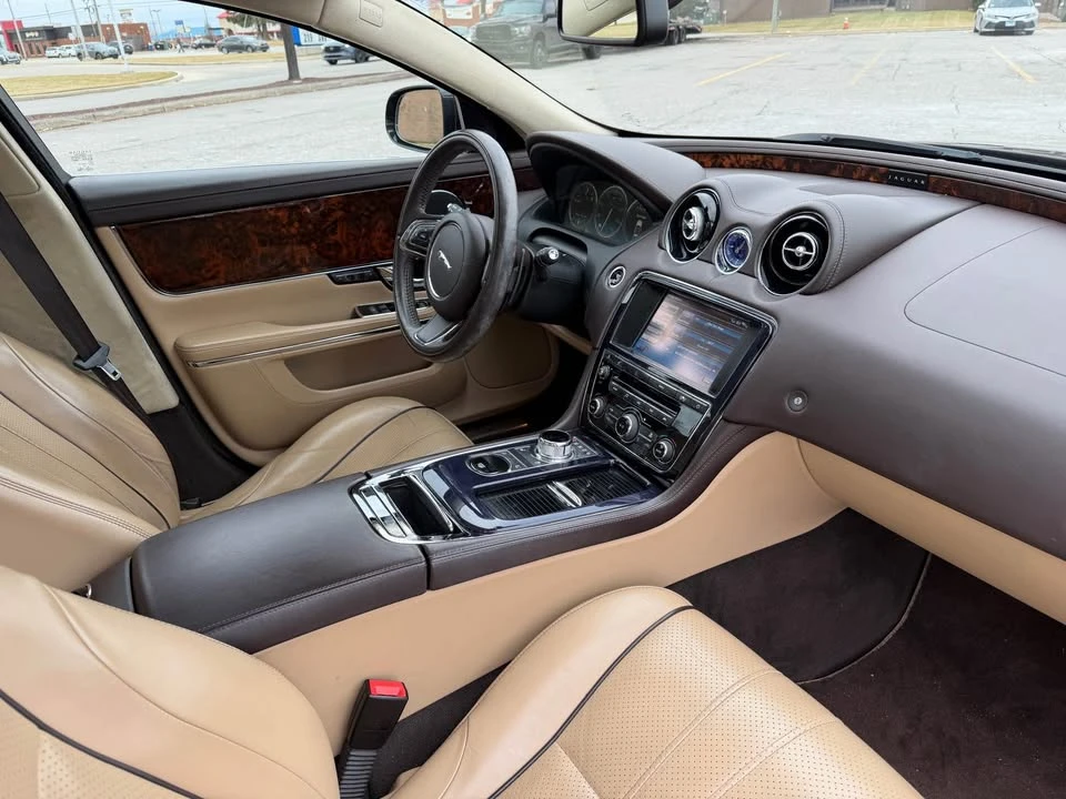 2011 Jaguar X351 XJ - Image 5 of 9
