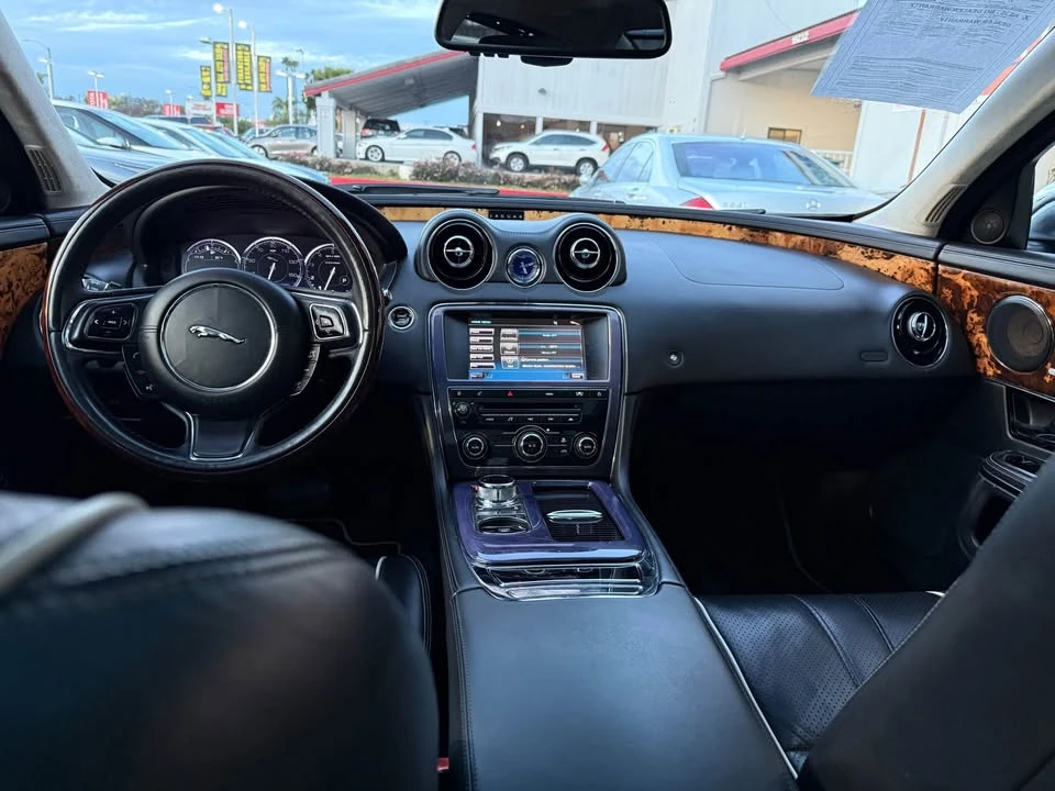 2011 Jaguar XJ Series 4 - Image 11 of 20