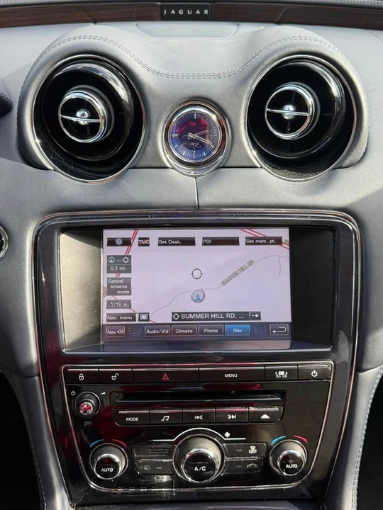 2011 Jaguar X351 XJ - Image 19 of 20