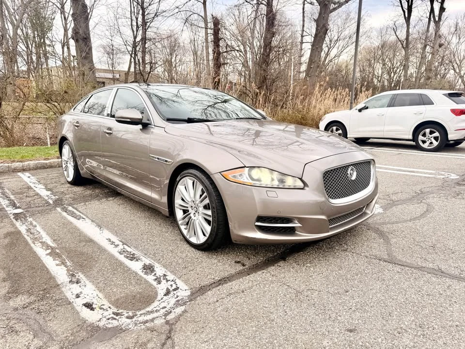 2011 Jaguar X351 XJ - Image 3 of 20