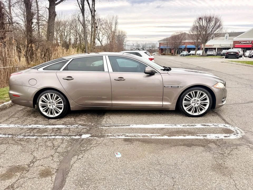 2011 Jaguar X351 XJ - Image 4 of 20