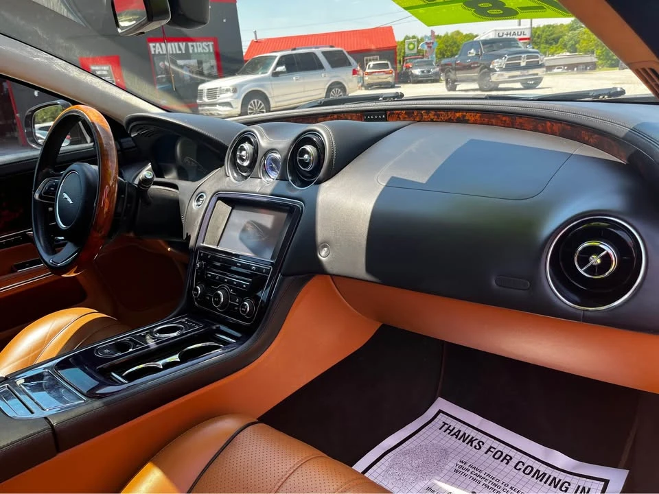 2011 Jaguar X351 XJ - Image 12 of 18
