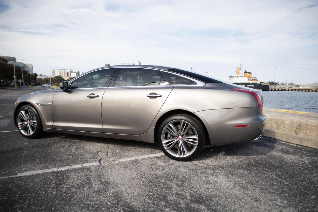 2011 Jaguar X351 XJ - Image 16 of 31