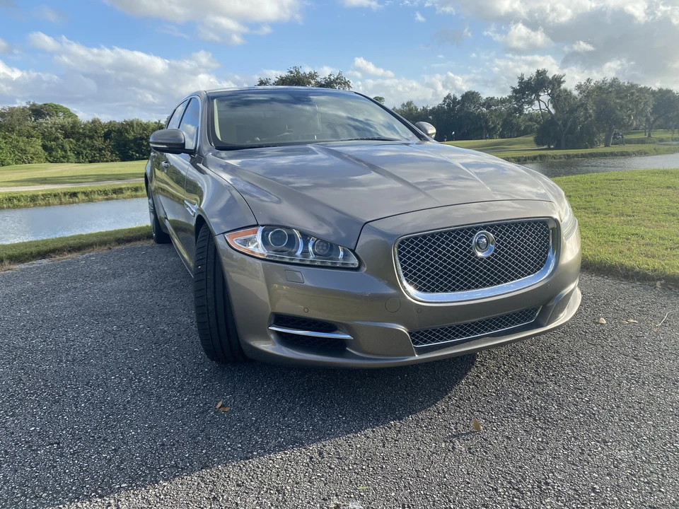 2011 Jaguar X351 XJ - Image 25 of 31