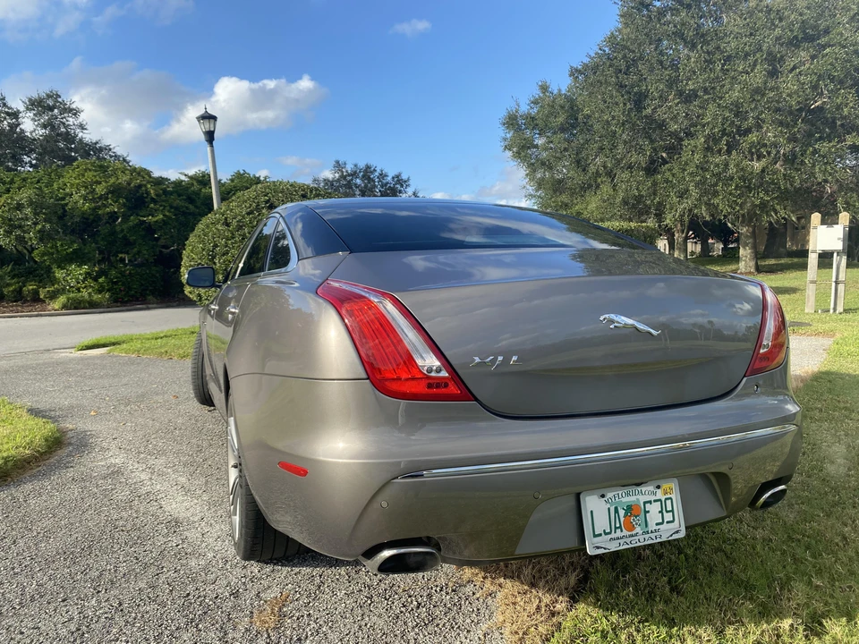 2011 Jaguar X351 XJ - Image 19 of 31