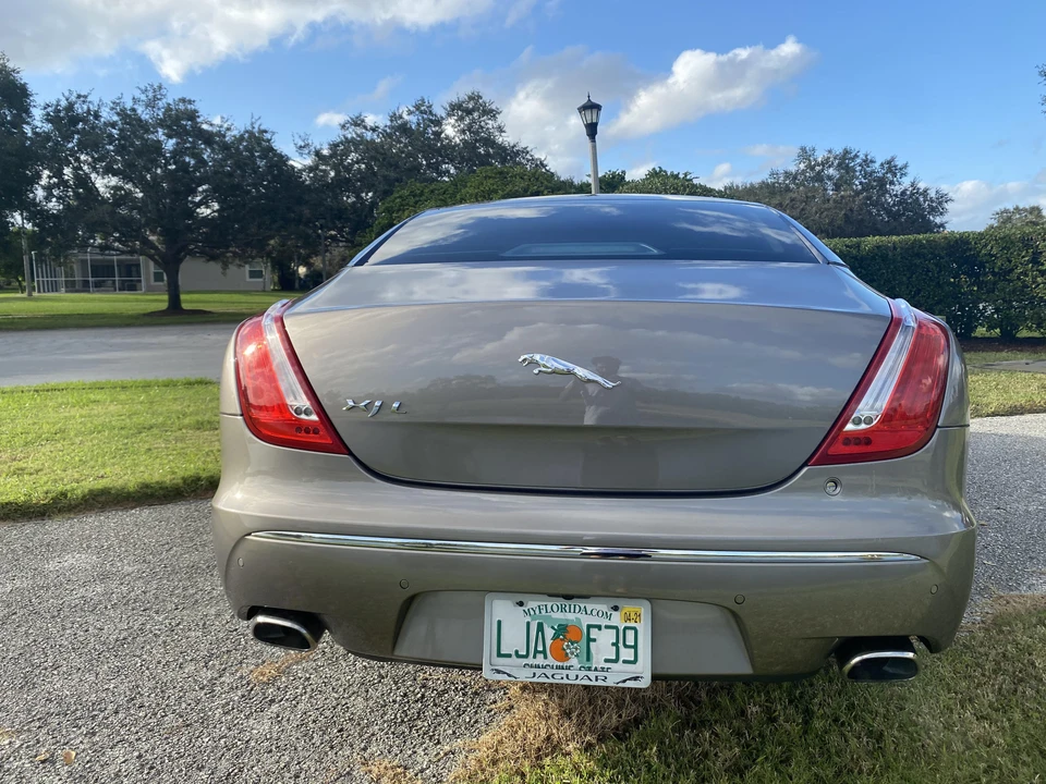 2011 Jaguar X351 XJ - Image 20 of 31