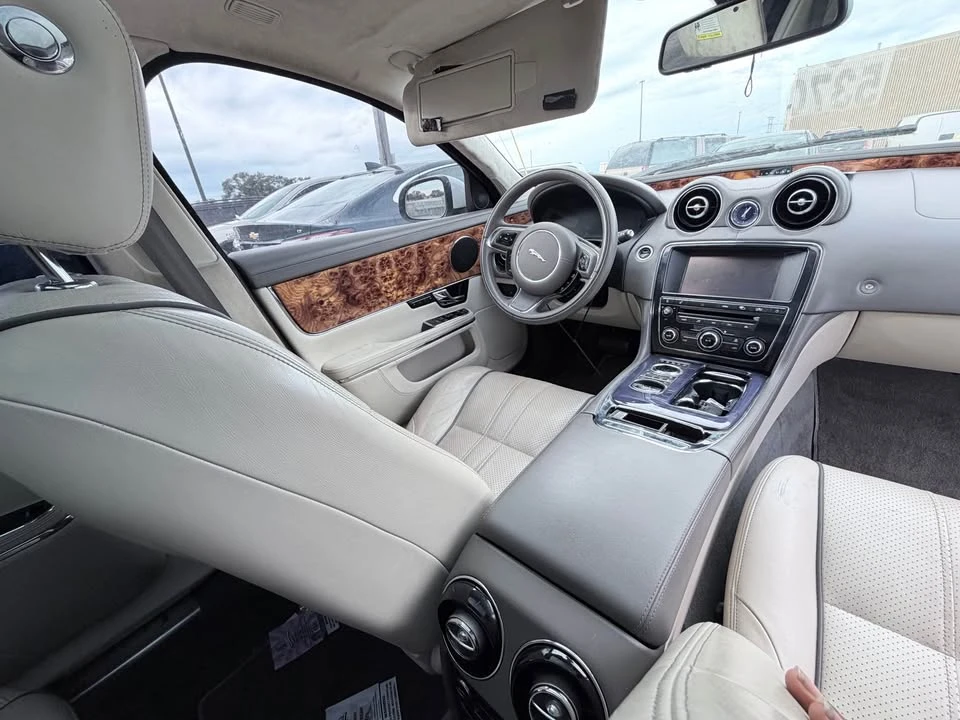 2011 Jaguar X351 XJ - Image 3 of 11