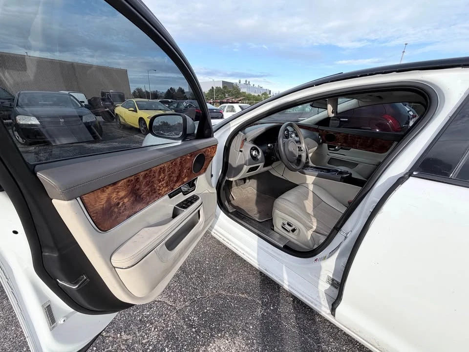 2011 Jaguar X351 XJ - Image 9 of 11