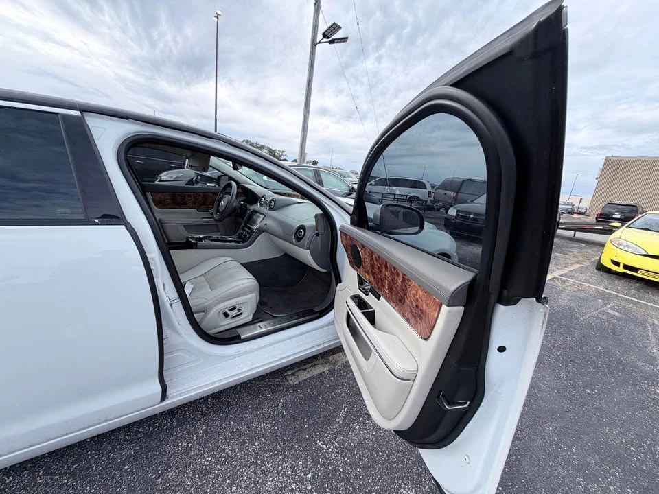 2011 Jaguar X351 XJ - Image 11 of 12