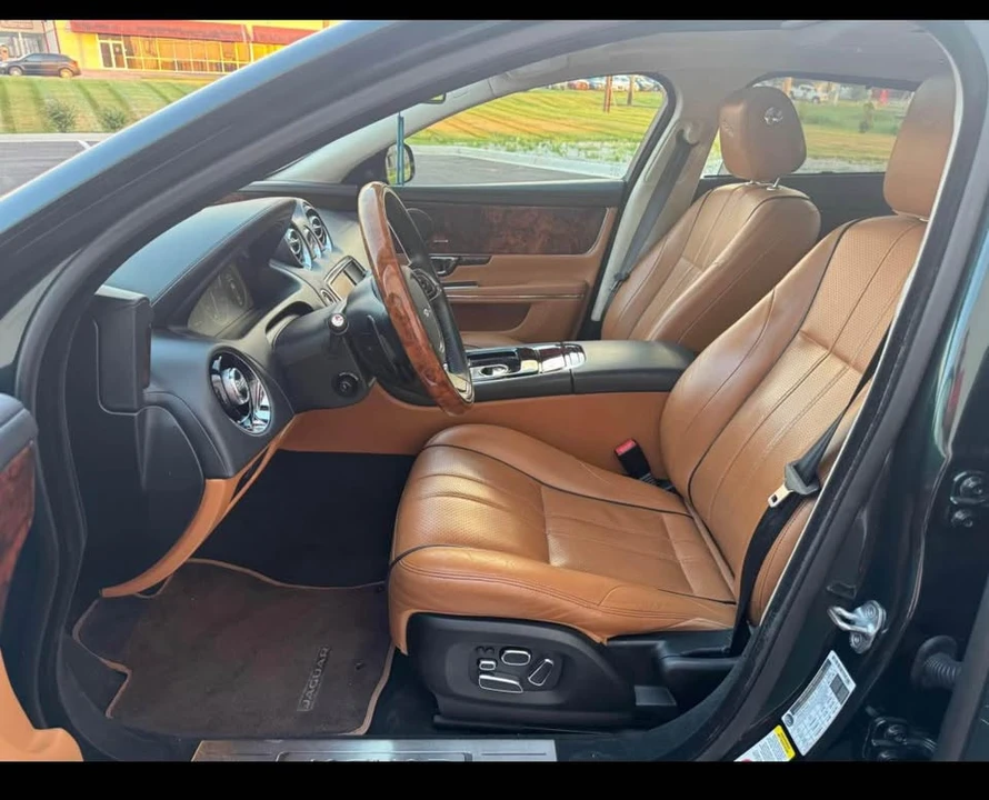 2011 Jaguar X351 XJ - Image 8 of 12