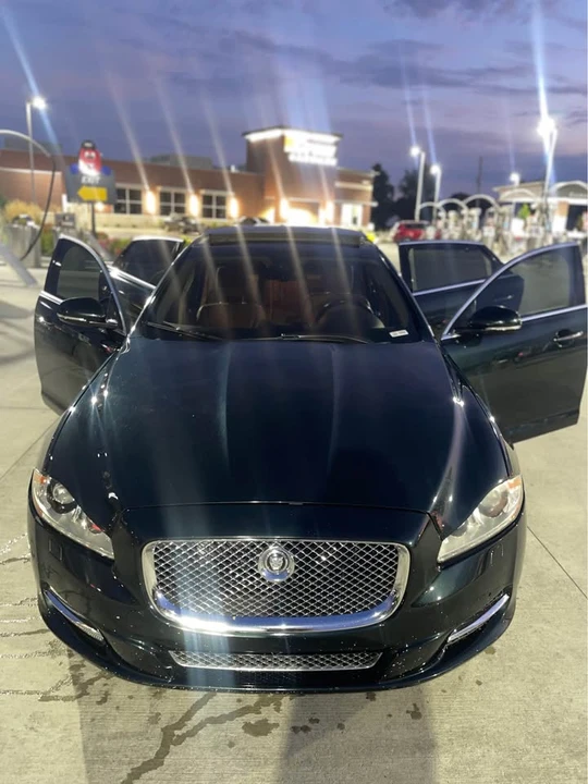2011 Jaguar X351 XJ - Image 3 of 10