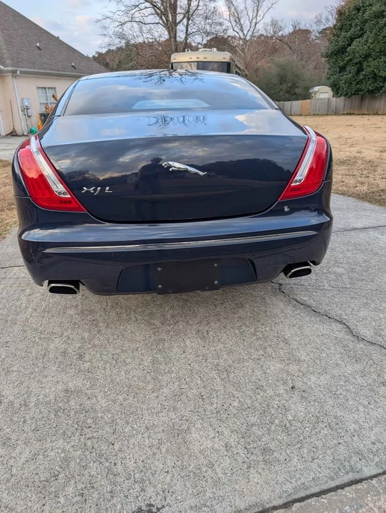2011 Jaguar X351 XJ - Image 2 of 19
