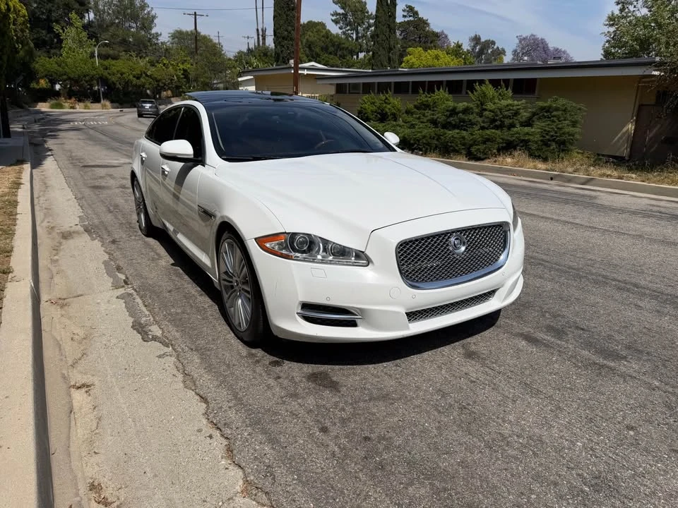 2011 Jaguar X351 XJ - Image 6 of 19