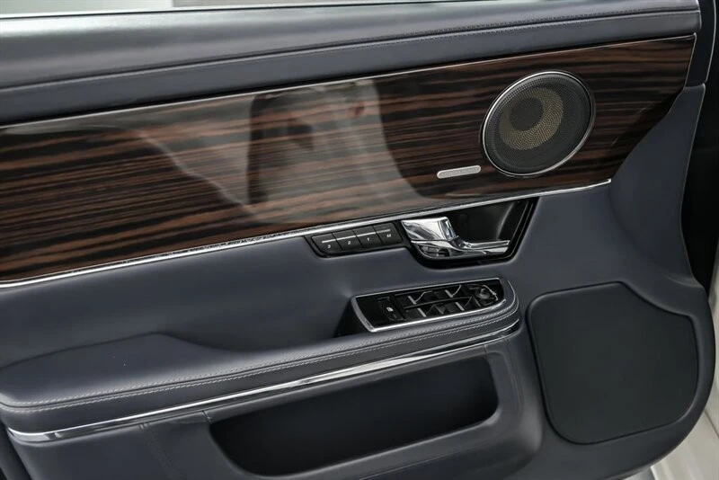 2011 Jaguar X351 XJ - Image 15 of 21