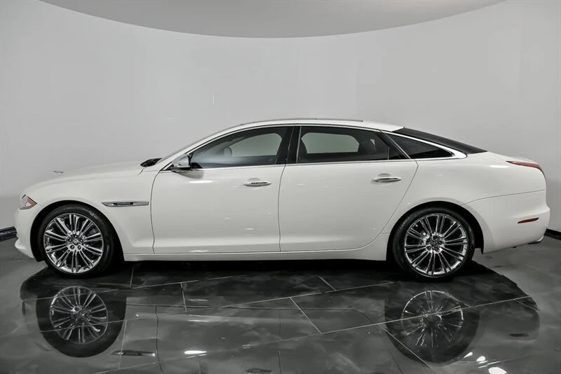 2011 Jaguar X351 XJ - Image 7 of 21