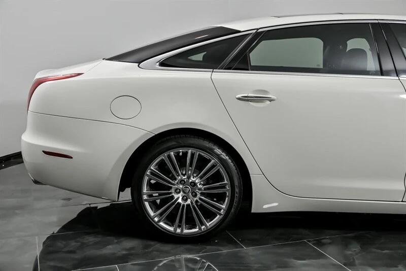 2011 Jaguar X351 XJ - Image 10 of 21