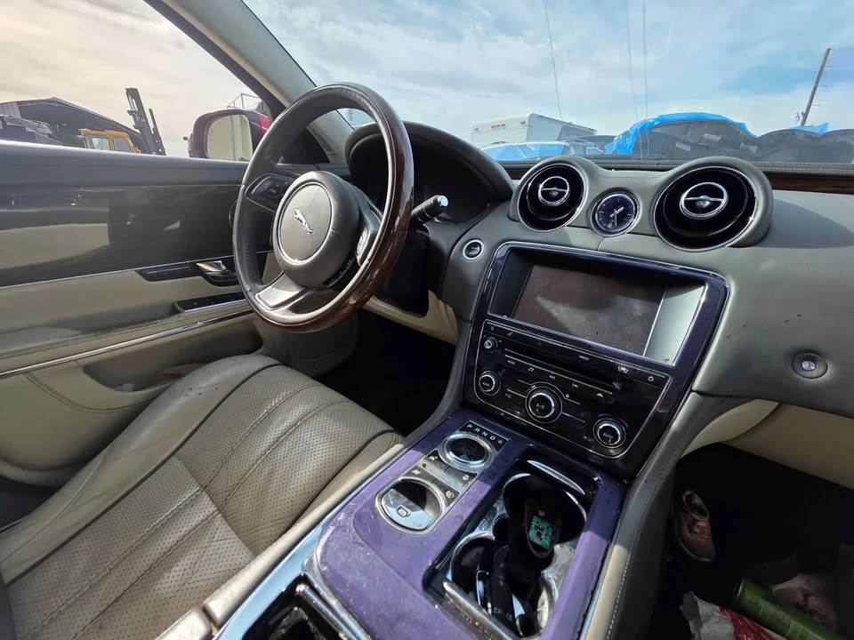 2011 Jaguar X351 XJ - Image 7 of 7